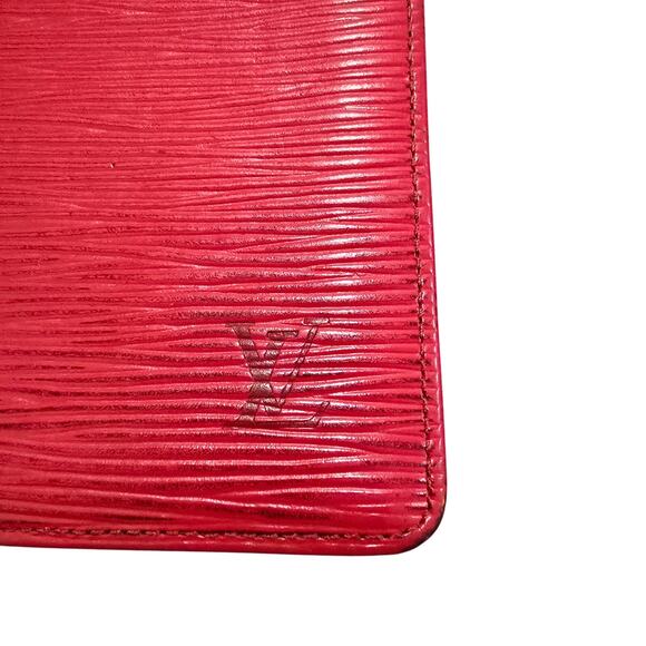 Louis Vuitton Epi Red Bi Fold Wallet - Picture 2 of 5